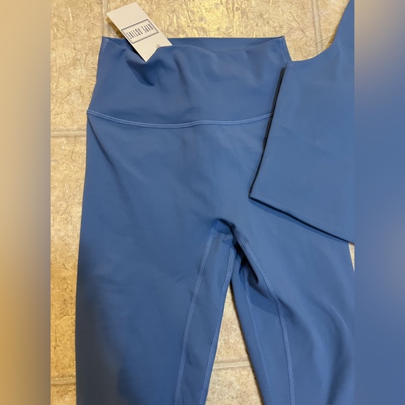 Brand new active wear set - Picture 2 of 5